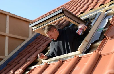 Pose de fenêtres de toit Velux à Baillolet